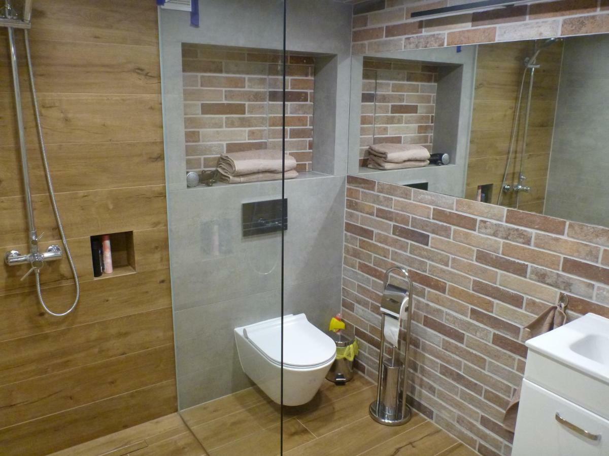 Apartament Na Brodatego Breslavia Exterior foto
